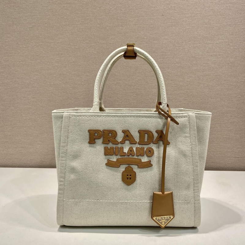 Pra*a tote bags